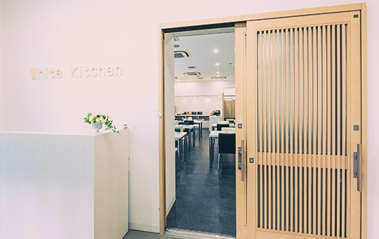 ホワイトキッチン